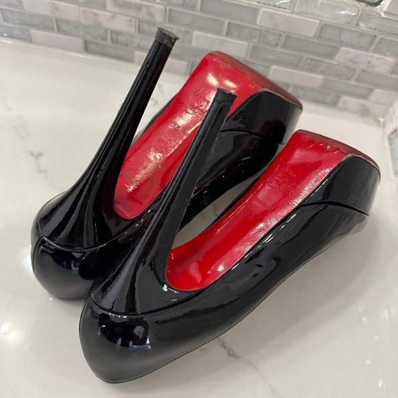 Christian Louboutin Round Toe Black Pumps | Size 36.5 | Fair Condition - Picture 7 of 10